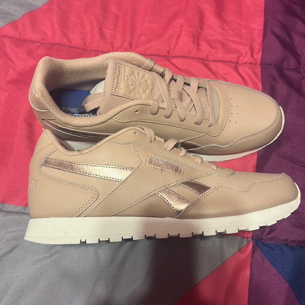 REEBOK CLASSICS